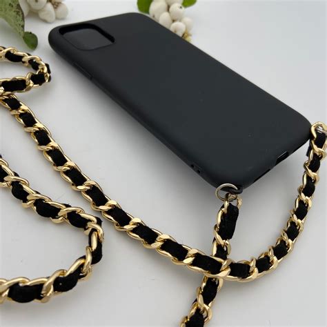 Iphone 14 pro case with chain 